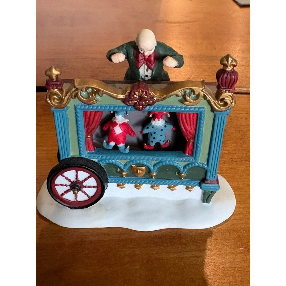 Dept 56 The Old Puppeteer Heritage Village OS Figurine Set Multicolor 5802-5